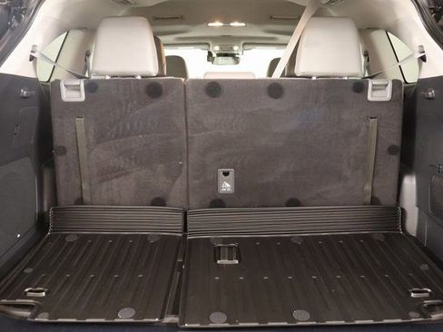Used 2023 Toyota Highlander Limited AWD/4WD image 24