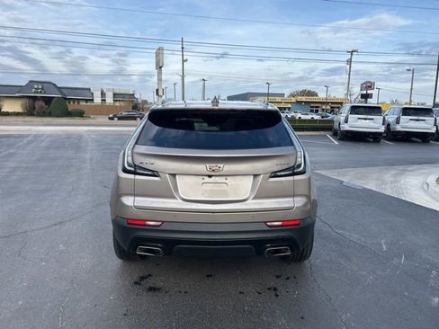 Used 2023 Cadillac XT4 Sport image 7
