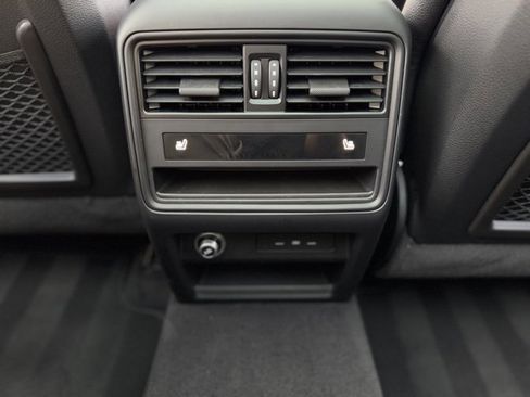 Certified 2024 Porsche Cayenne image 25