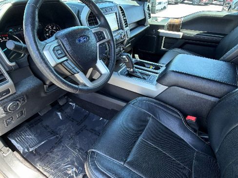 Used 2018 Ford F150 Lariat w/ Equipment Group 502A Luxury AWD/4WD image 10
