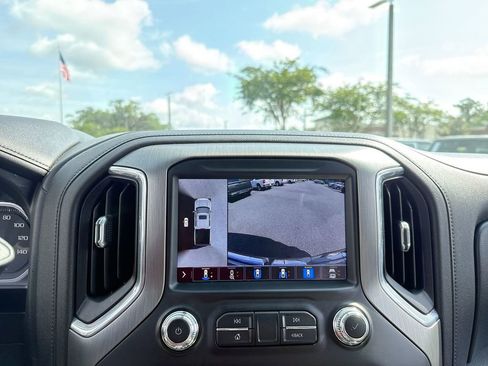 Used 2021 GMC Sierra 1500 Denali w/ Denali Ultimate Package AWD/4WD image 27