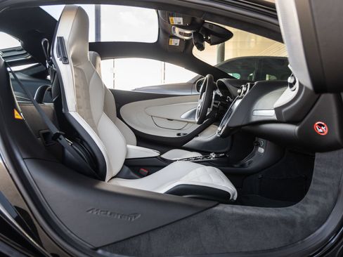Used 2026 McLaren GTS RWD image 36