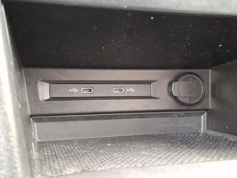 Certified 2022 Volkswagen Tiguan S image 23