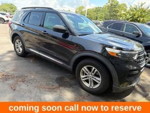 Used 2020 Ford Explorer XLT w/ Comfort Package RWD image 1