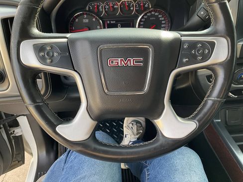 Used 2016 GMC Sierra 1500 SLE AWD/4WD image 16