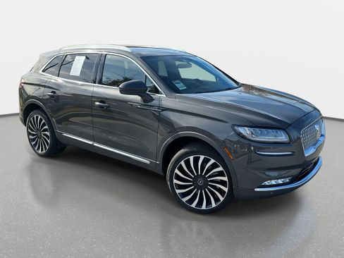 Certified 2023 Lincoln Nautilus Black Label w/ Class II Trailer Tow Package image 3