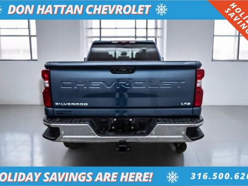 Used 2024 Chevrolet Silverado 2500 LTZ w/ LTZ Convenience Package image 34