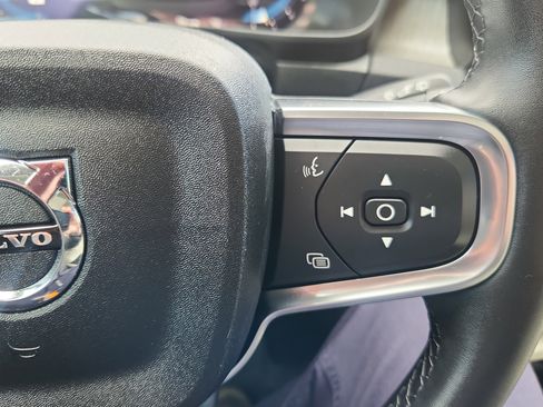 Certified 2023 Volvo XC40 B5 Plus w/ Driver Assist Package image 15