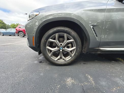 Used 2024 BMW X3 xDrive30i w/ Premium Package w/ZPA AWD/4WD image 2