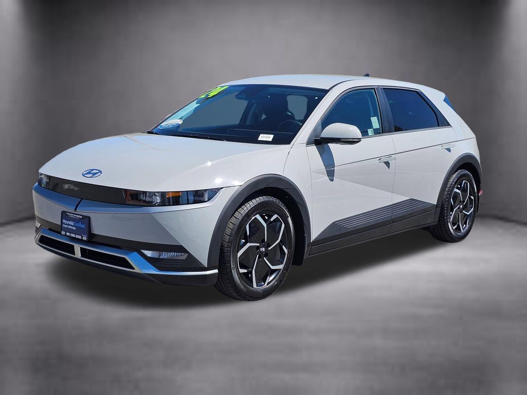 Certified 2024 Hyundai Ioniq 5 SE RWD image 4