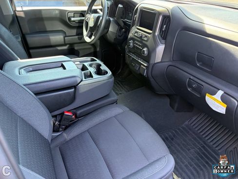 Certified 2025 Chevrolet Silverado 1500 Custom RWD image 24