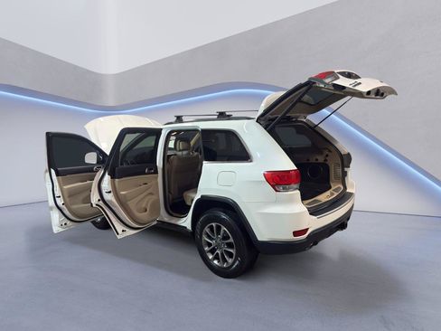 Used 2014 Jeep Grand Cherokee Limited w/ Luxury Group II AWD/4WD image 13