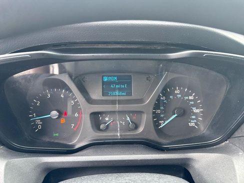 Used 2018 Ford Transit 250 148 Medium Roof RWD image 10