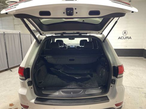 Used 2020 Jeep Grand Cherokee Trailhawk AWD/4WD image 19