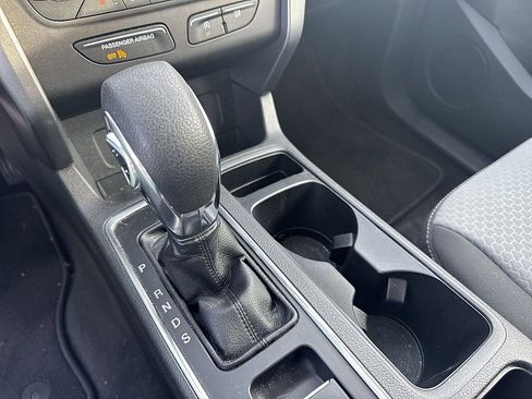 Used 2018 Ford Escape SE image 6