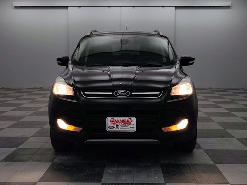 Used 2016 Ford Escape Titanium image 4