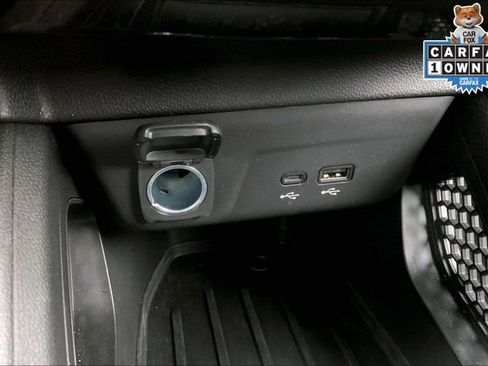 Used 2025 Chevrolet TrailBlazer RS w/ Driver Confidence Package image 33