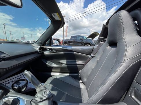 Used 2022 MAZDA MX-5 Miata RF Grand Touring RWD image 22
