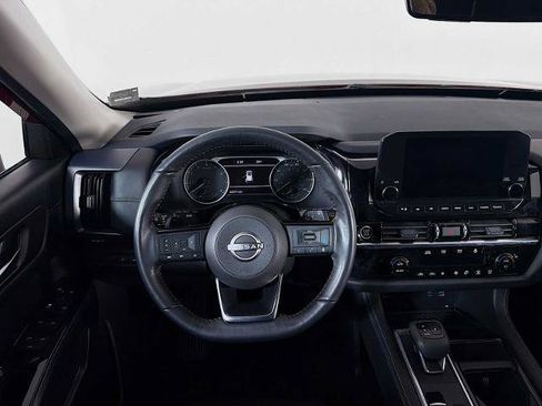 Certified 2023 Nissan Pathfinder SL AWD/4WD image 19