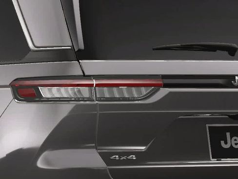 New 2025 Jeep Grand Cherokee Limited image 12