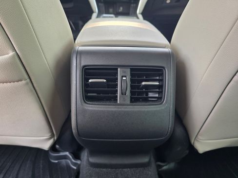 Used 2020 Honda Accord Touring image 24