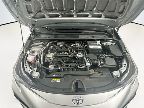 Used 2024 Toyota Corolla SE w/ SE Premium Package FWD image 31