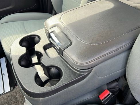 Used 2018 RAM 1500 ST w/ SXT Appearance Group image 25