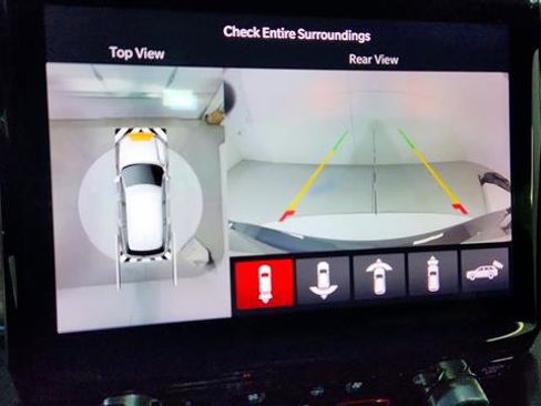 Used 2023 Jeep Grand Cherokee L Summit w/ Advanced Protech Group IV image 19