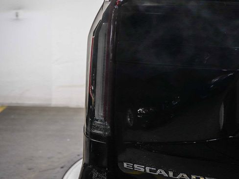 Used 2024 Cadillac Escalade V image 13