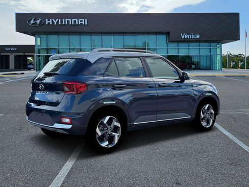 New 2026 Hyundai Venue SEL FWD image 8