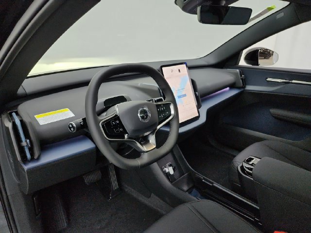 New 2026 Volvo EX30 Ultra w/ Protection Package Premier AWD/4WD image 28