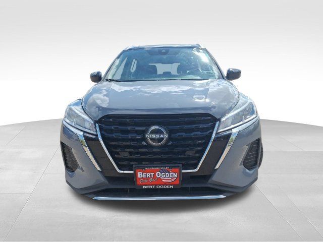 Certified 2024 Nissan Kicks SV FWD image 2