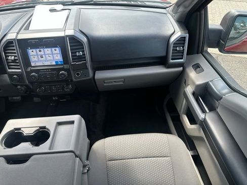 Used 2016 Ford F150 XLT w/ Equipment Group 302A Luxury AWD/4WD image 11