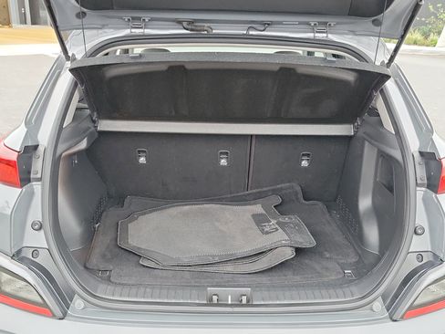 Used 2023 Hyundai Kona SE w/ Cargo Package image 18