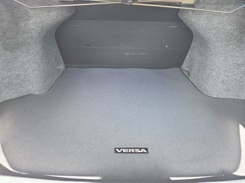 Used 2015 Nissan Versa S Plus FWD image 27