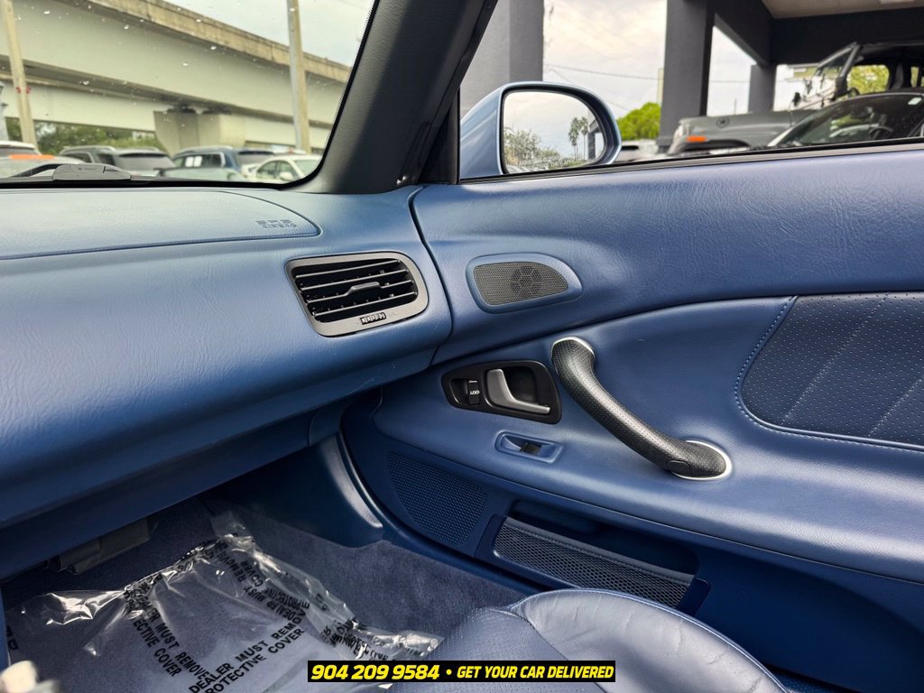 Used 2005 Honda S2000 image 21