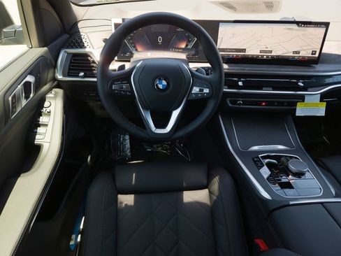 New 2026 BMW X5 xDrive40i w/ Parking Assistance Package AWD/4WD image 15