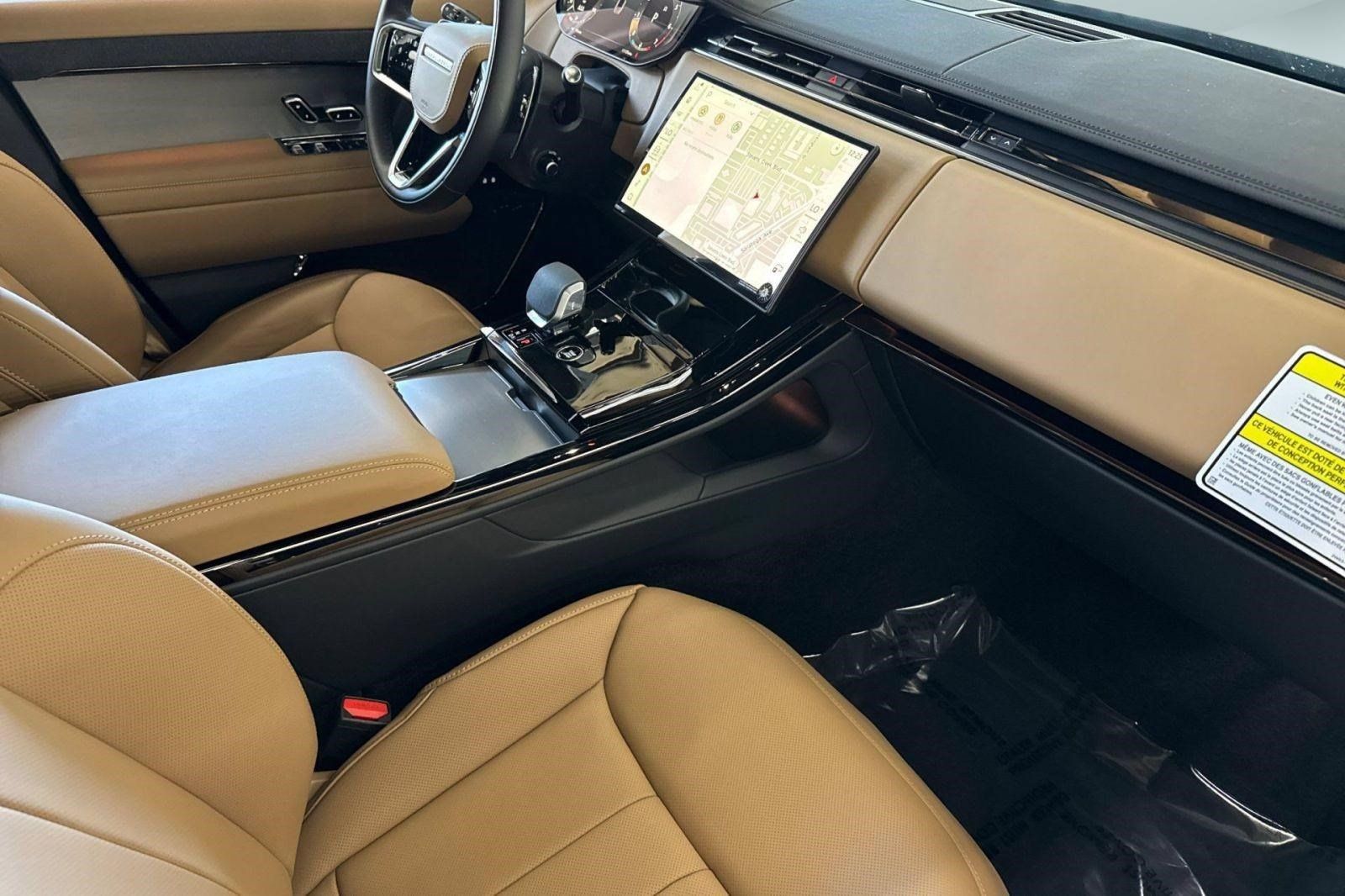 New 2026 Land Rover Range Rover Sport SE AWD/4WD image 29