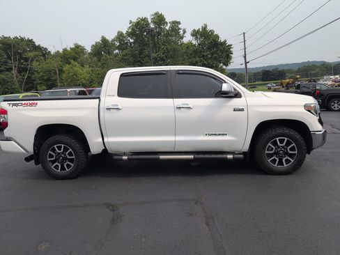 Used 2020 Toyota Tundra Limited w/ Limited Premium Package AWD/4WD image 2