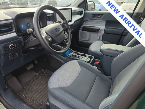 Used 2025 Ford Maverick XLT w/ XLT Luxury Package image 6