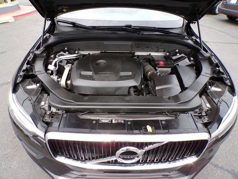 Used 2020 Volvo XC60 T6 Momentum w/ Protection Package AWD/4WD image 23