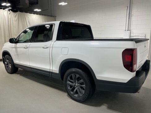 Used 2024 Honda Ridgeline Sport image 5