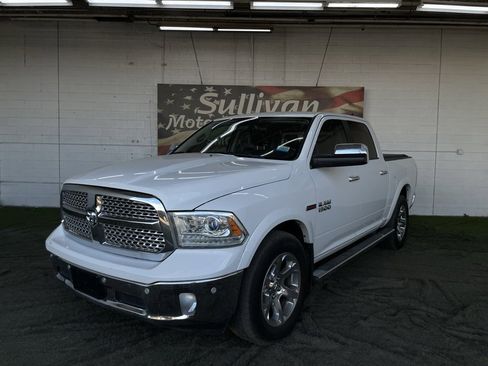 Used 2018 RAM 1500 Laramie image 2