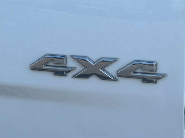 Used 2017 RAM 1500 Express AWD/4WD image 4
