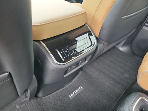 New 2026 INFINITI QX80 Luxe w/ Cargo Package RWD image 11