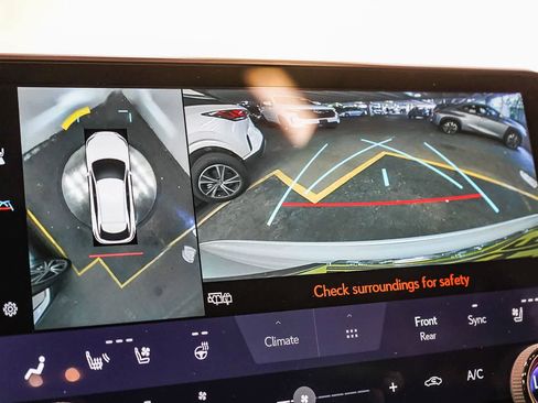 Used 2025 Lexus RX 450h Luxury w/ Convenience Package AWD/4WD image 26