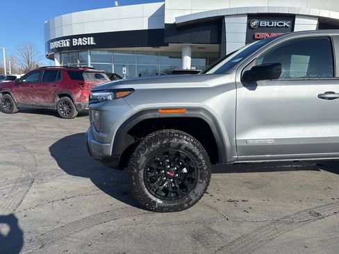 New 2026 GMC Canyon Elevation w/ Convenience Package image 5