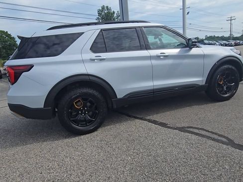 Certified 2026 Ford Explorer Tremor w/ Tremor Convenience Package AWD/4WD image 19