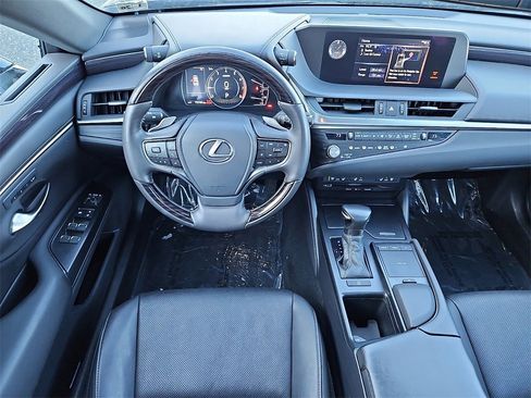 Used 2021 Lexus ES 350 w/ Premium Package image 11