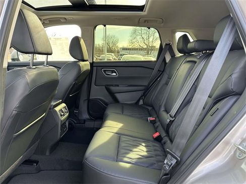 New 2026 Nissan Rogue Platinum w/ Platinum Premium Package image 13